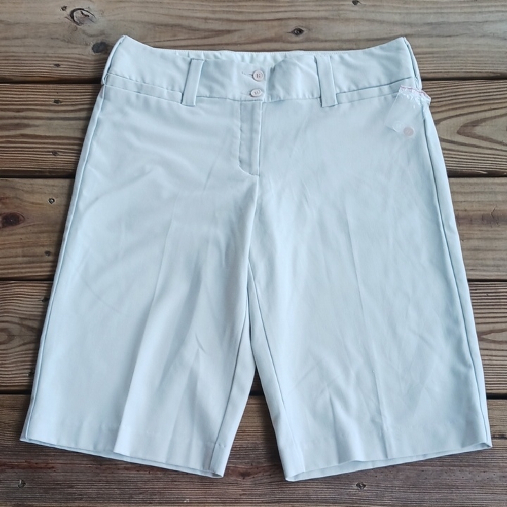 Old College Inn stretch burmuda shorts size 9